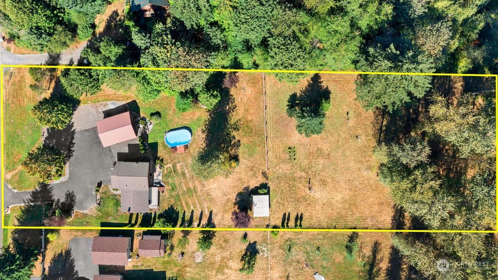 Photo of 12010 160th Avenue SE, Renton, WA 98059 (MLS # 2040509)