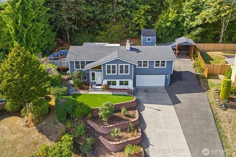 Photo of 1447 20th Avenue SW, Puyallup, WA 98371 (MLS # 2440316) Photo of 1447 20th Avenue SW, Puyallup, WA 98371 (MLS # 2440316)