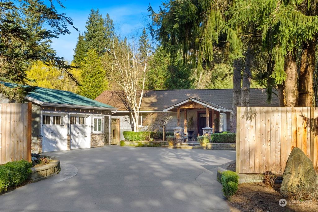 Photo of 18025 Snohomish Avenue, Snohomish, WA 98296 (MLS # 2217208)