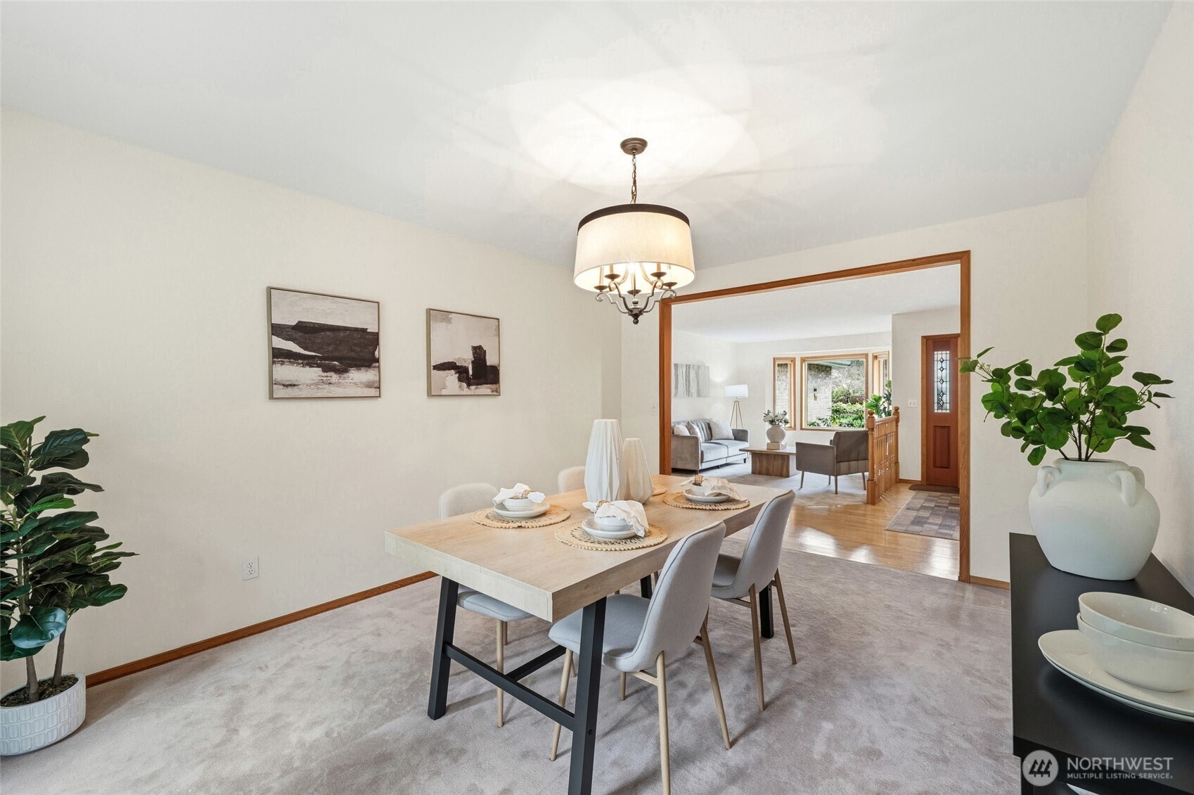 Edmonds, Washington, 98026, United States, 4 Bedrooms Bedrooms, ,3 BathroomsBathrooms,Residential,Active,2034028
