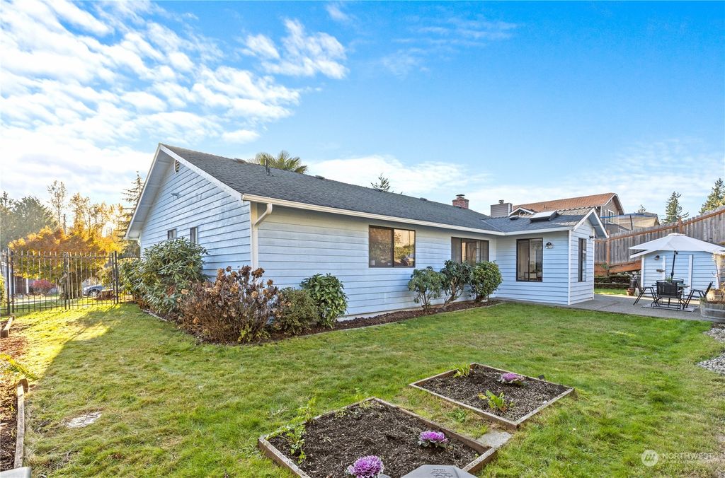 Photo of 4510 S 301st Drive, Auburn, WA 98001 (MLS # 2175845)