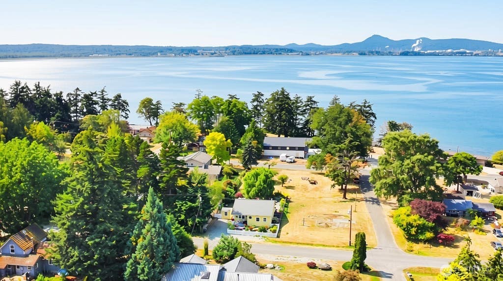 Photo of 11256 2nd Street, Mount Vernon, WA 98273 (MLS # 2567812)