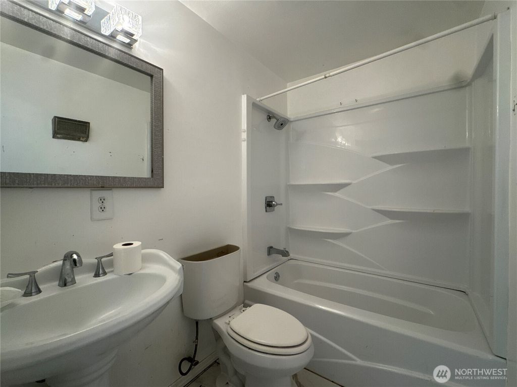 Photo of 6225 84th Place NE, Marysville, WA 98270 (MLS # 2415255)