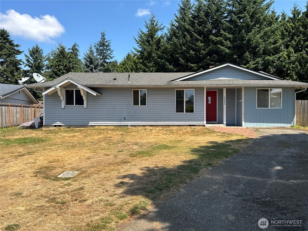 Photo of 6225 84th Place NE, Marysville, WA 98270 (MLS # 2415255)