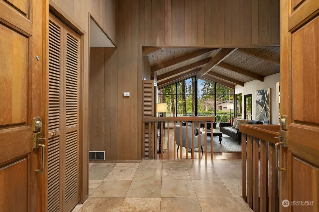 Photo of 2060 79th Avenue NE, Medina, WA 98039 (MLS # 2043982)