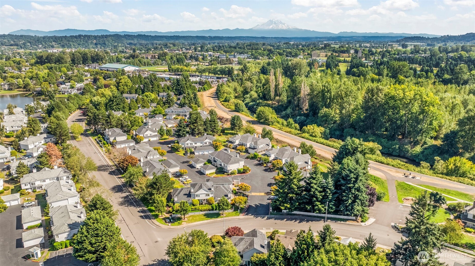 5402 S 237th Place