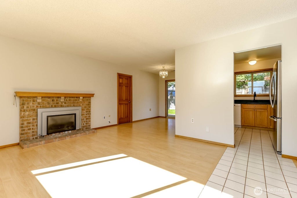 Photo of 11216 SE 228th Place, Kent, WA 98031 (MLS # 2592902)