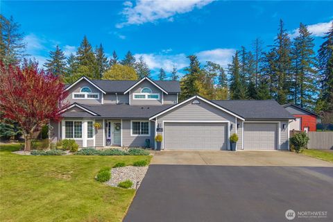 Photo of 3844 Legacy Drive NE, Olympia, WA 98516 (MLS # 2506635)