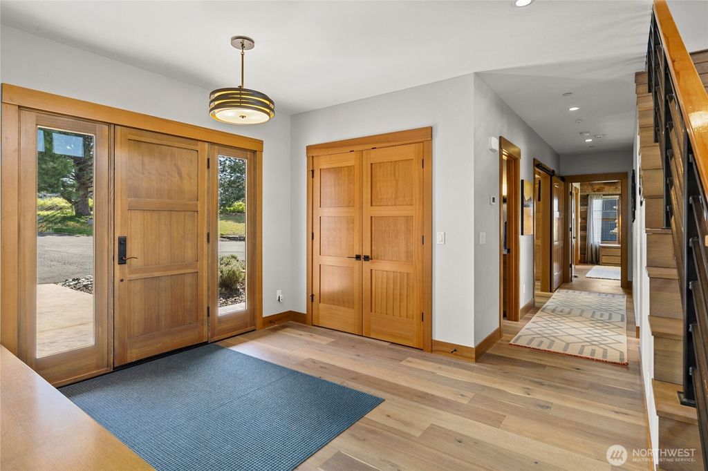 Photo of 741 Horse Jump Drive Dr, Cle Elum, WA 98922 (MLS # 2514087)