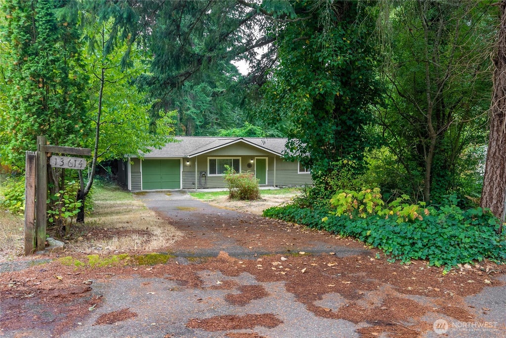 Photo of 13614 96th Avenue NW, Gig Harbor, WA 98329 (MLS # 2583363)