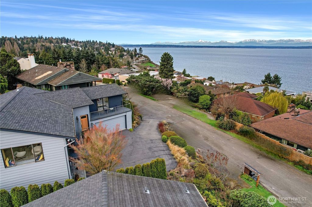 Photo of 10248 Richwood Avenue NW, Seattle, WA 98177 (MLS # 2494028)