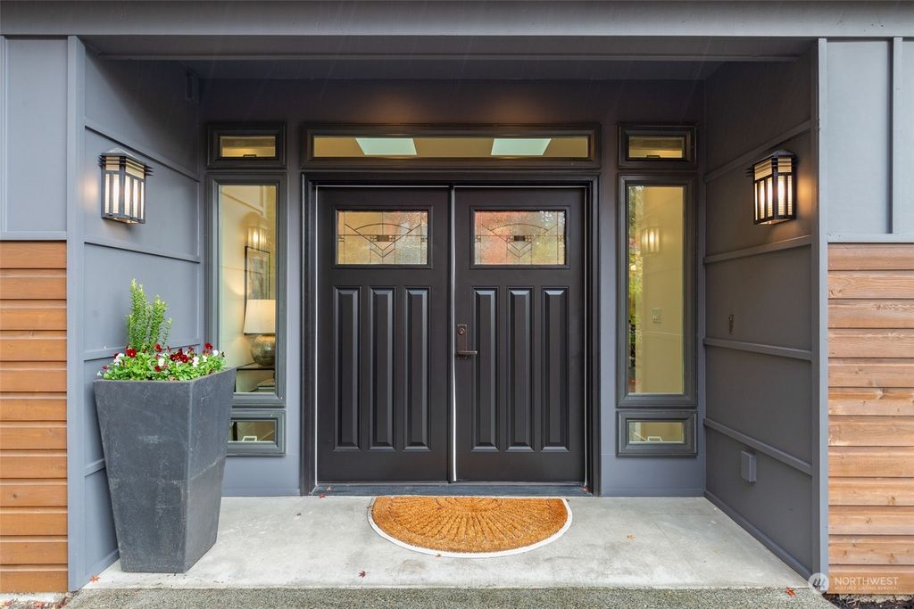 Photo of 8024 NE 28th Street, Hunts Point, WA 98004 (MLS # 2310166)