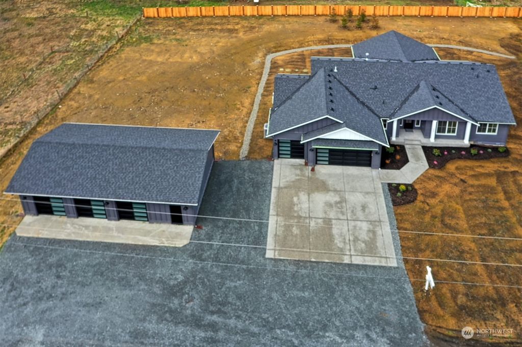 Photo of 4005 127th Drive NE, Lake Stevens, WA 98258 (MLS # 2032897)