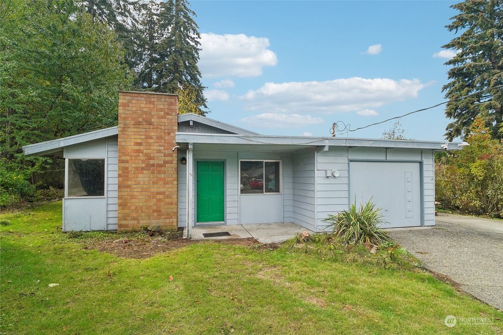 Photo of 233 S 301st Street, Federal Way, WA 98003 (MLS # 2300695)
