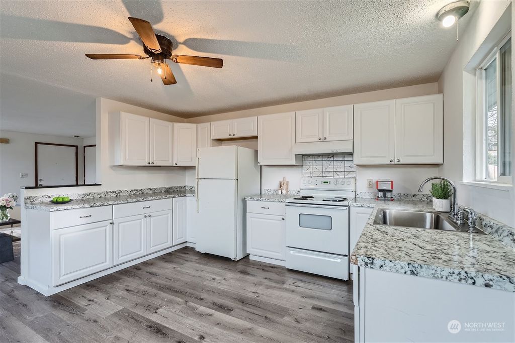 Photo of 18909 47th Avenue S, SeaTac, WA 98188 (MLS # 2197730)