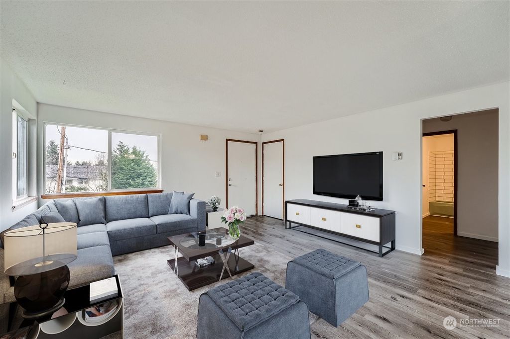 Photo of 18909 47th Avenue S, SeaTac, WA 98188 (MLS # 2197730)