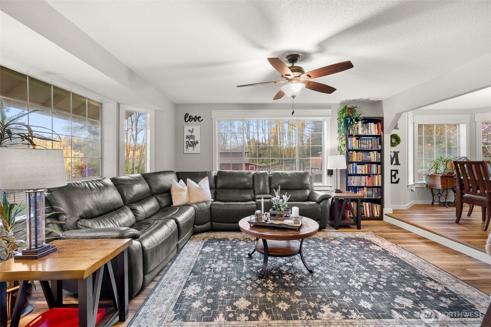 3594 Salmonberry Drive SE