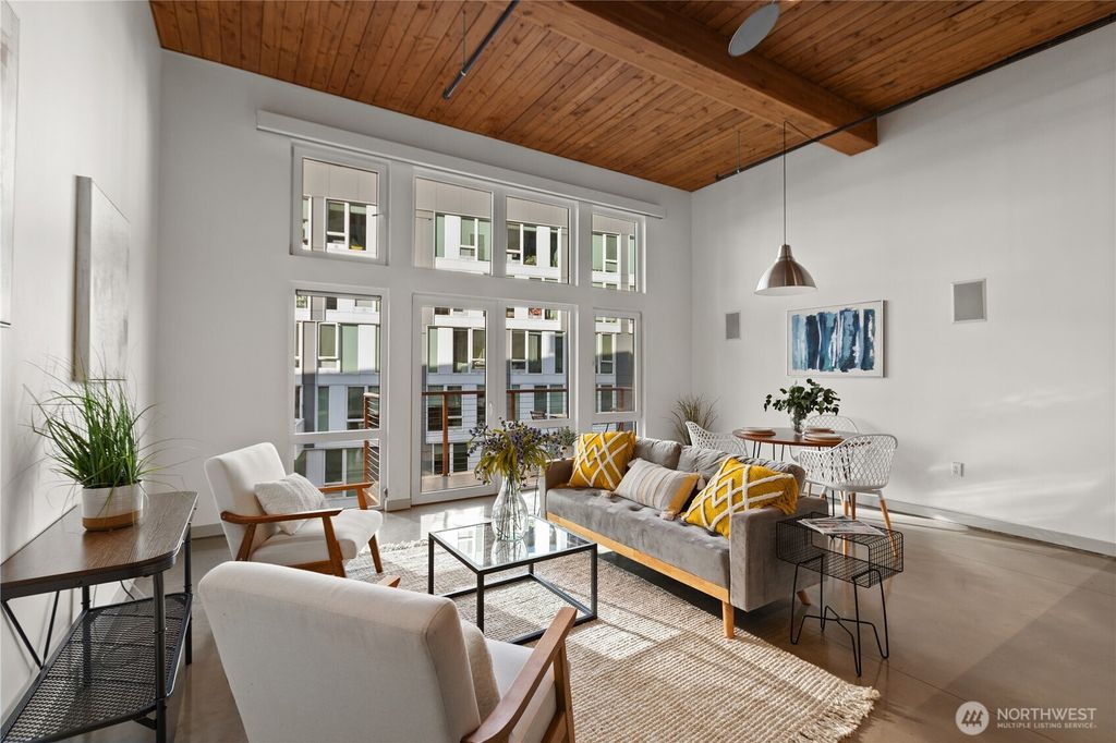 Photo of 401 9th Avenue N #518, Seattle, WA 98109 (MLS # 2336873)