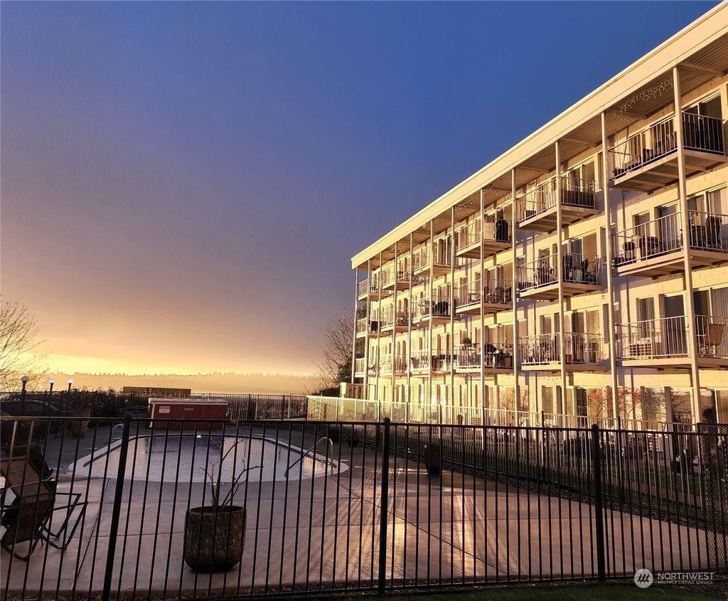 Photo of 201 2nd Street S #104, Kirkland, WA 98033 (MLS # 2059471)