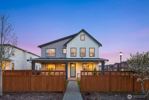 Photo of 9836 6th Avenue SW, Seattle, WA 98106 (MLS # 2504019)