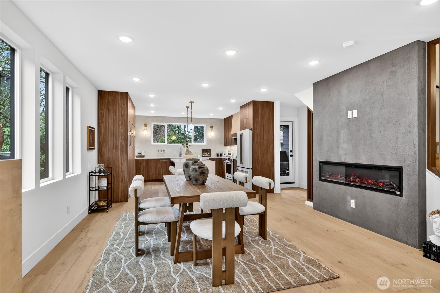 11011 Goodwin Way NE