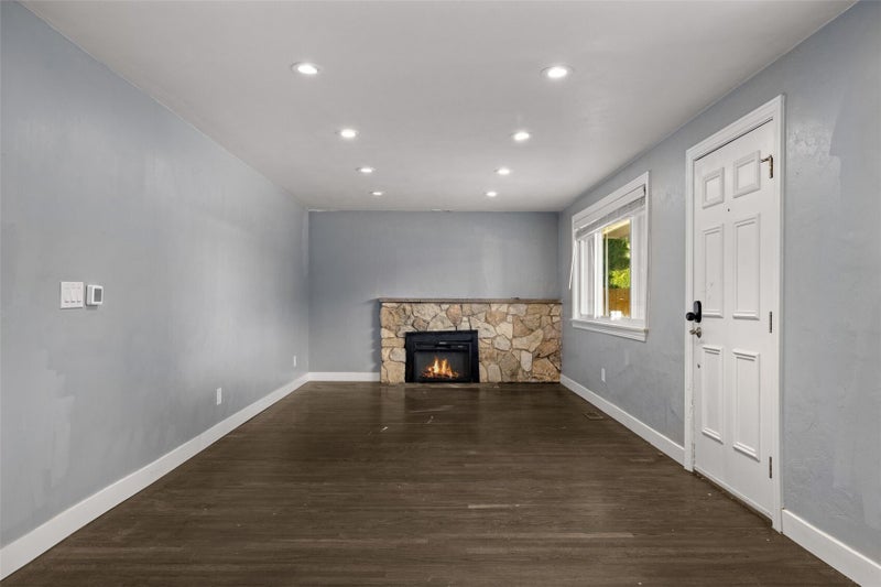 1426 S 120th Street