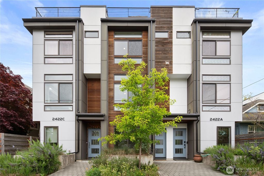 Photo of 2422 NW 60th St #B, Seattle, WA 98107 (MLS # 2514996)