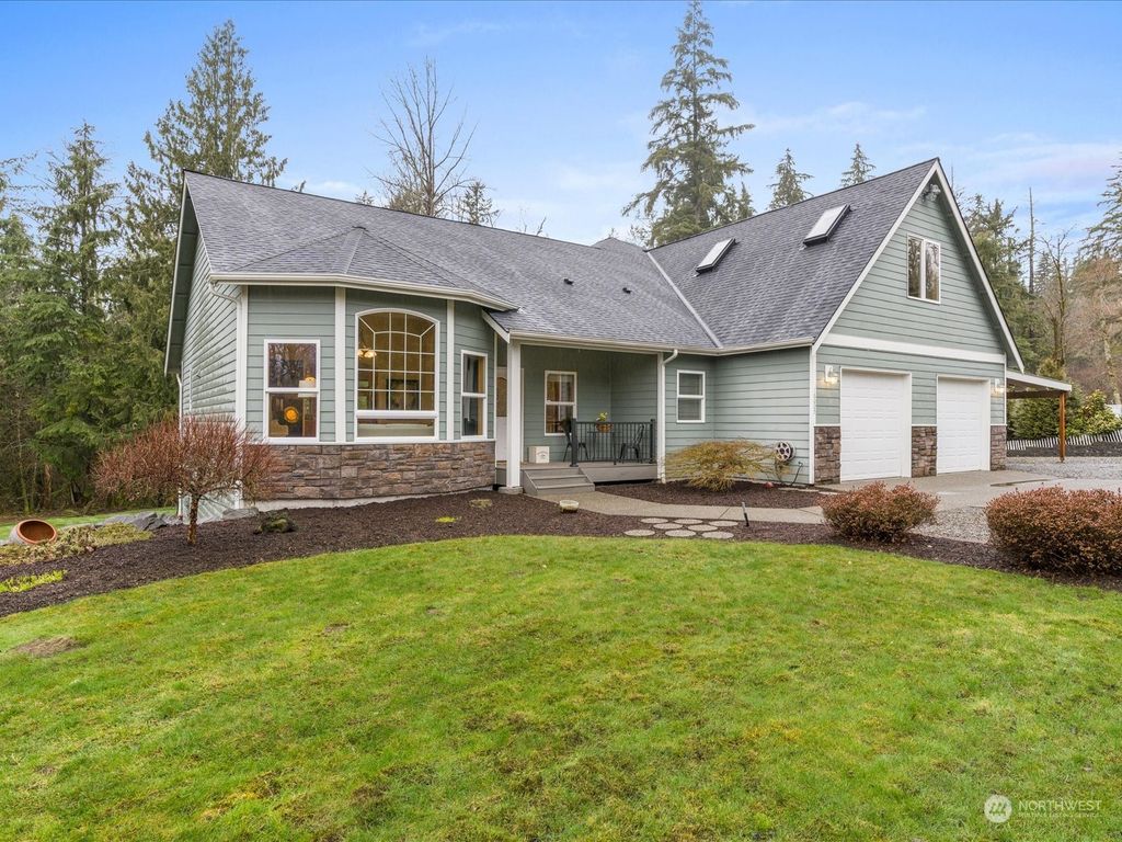 Photo of 16005 268th Avenue SE, Issaquah, WA 98027 (MLS # 2044907)