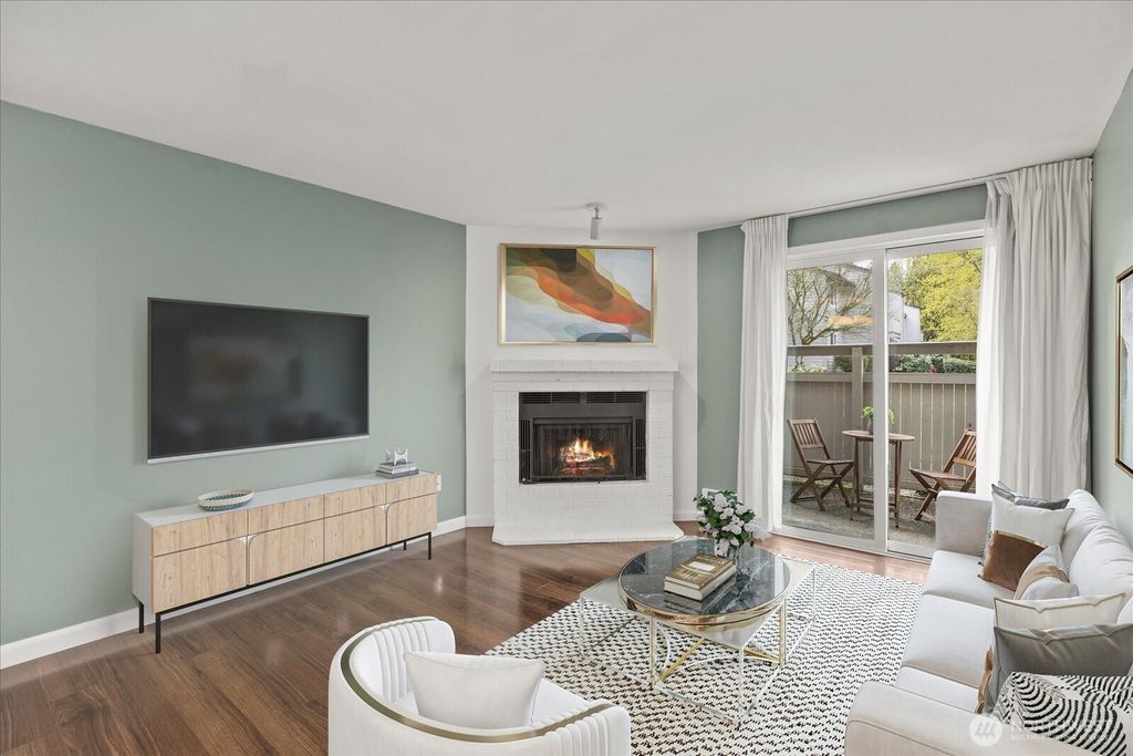 Photo of 14200 NE 171st St St #E104, Woodinville, WA 98072 (MLS # 2506021)