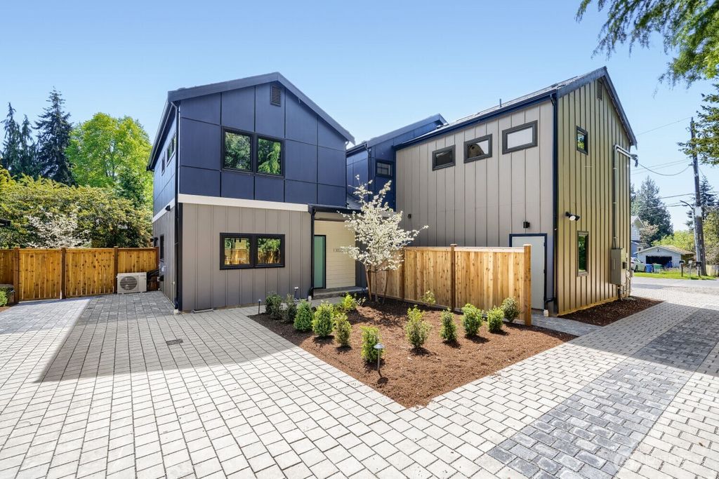 Photo of 13022 Corliss Avenue N #B, Seattle, WA 98133 (MLS # 2514084)