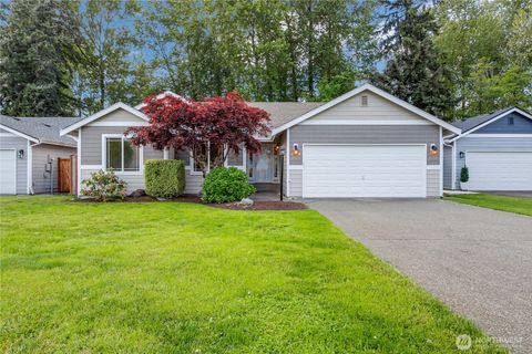 Photo of 16814 128th Avenue E, Puyallup, WA 98374 (MLS # 2526332)