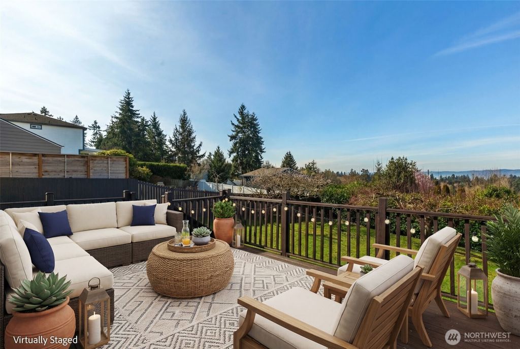 Photo of 25011 20th Avenue S, Des Moines, WA 98198 (MLS # 2487526)