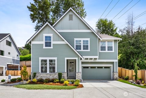 Photo of 19512 81st Place NE #4, Kenmore, WA 98028 (MLS # 2356300)