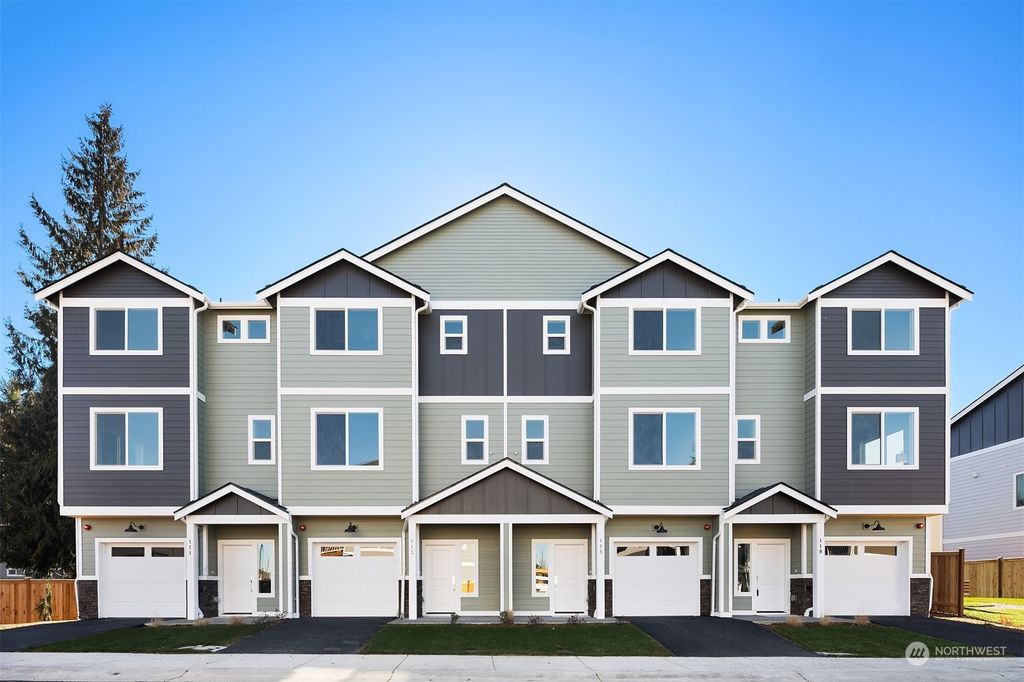 Photo of 113 SW 181st Place #C10, Normandy Park, WA 98166 (MLS # 2060173)