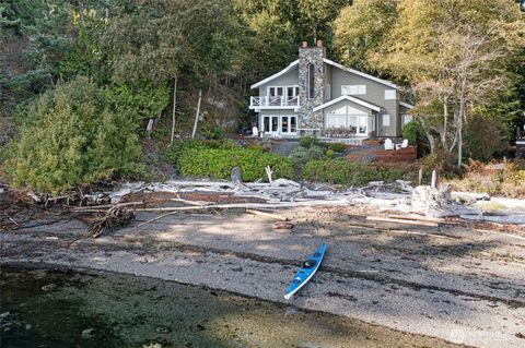 Photo of 45 Stony Point Ln, Friday Harbor, WA 98250 (MLS # 2446555)