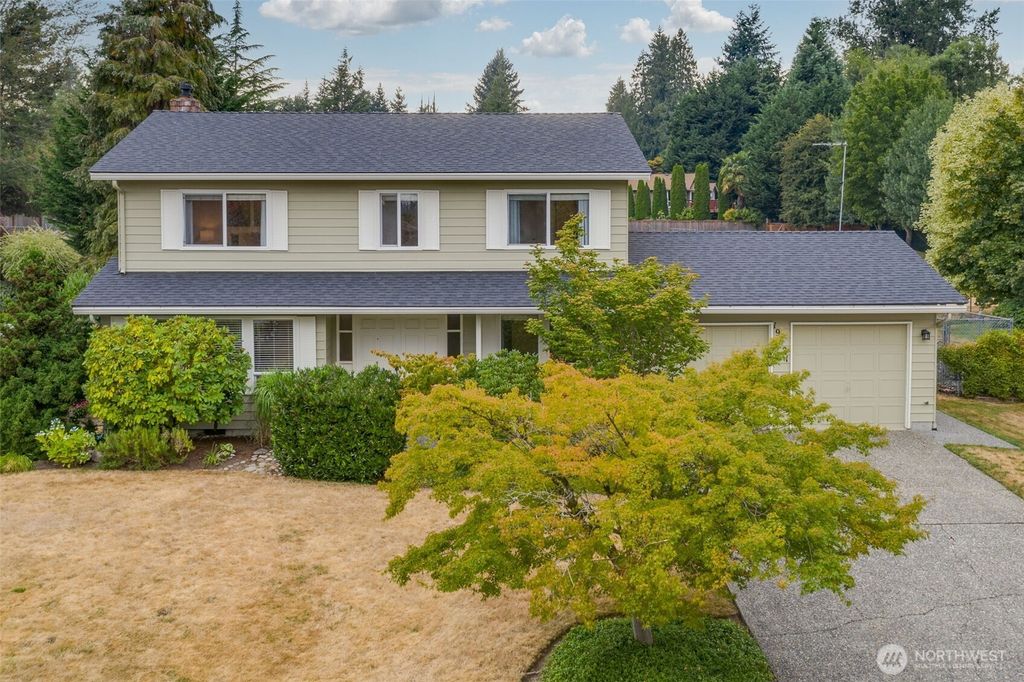 Photo of 19521 92nd Avenue NE, Bothell, WA 98011 (MLS # 2416293)