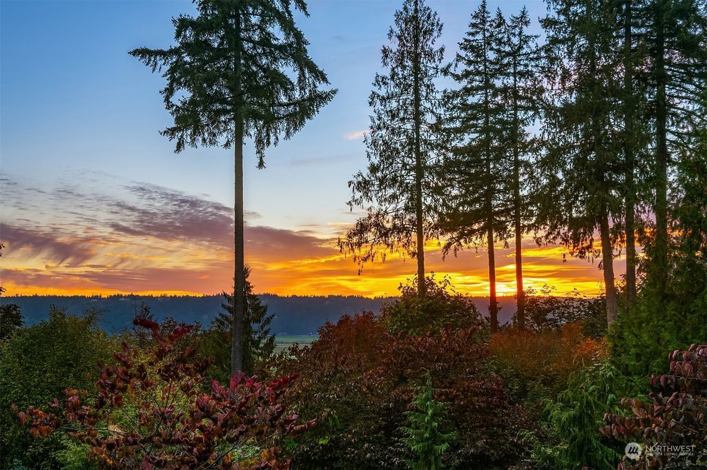 Photo of 10303 302nd Way NE, Carnation, WA 98014 (MLS # 2297236)