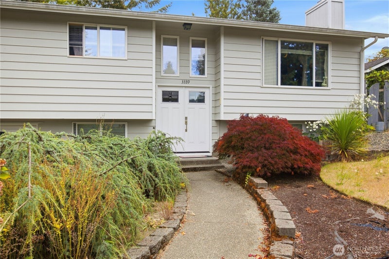 3339 N Visscher Street