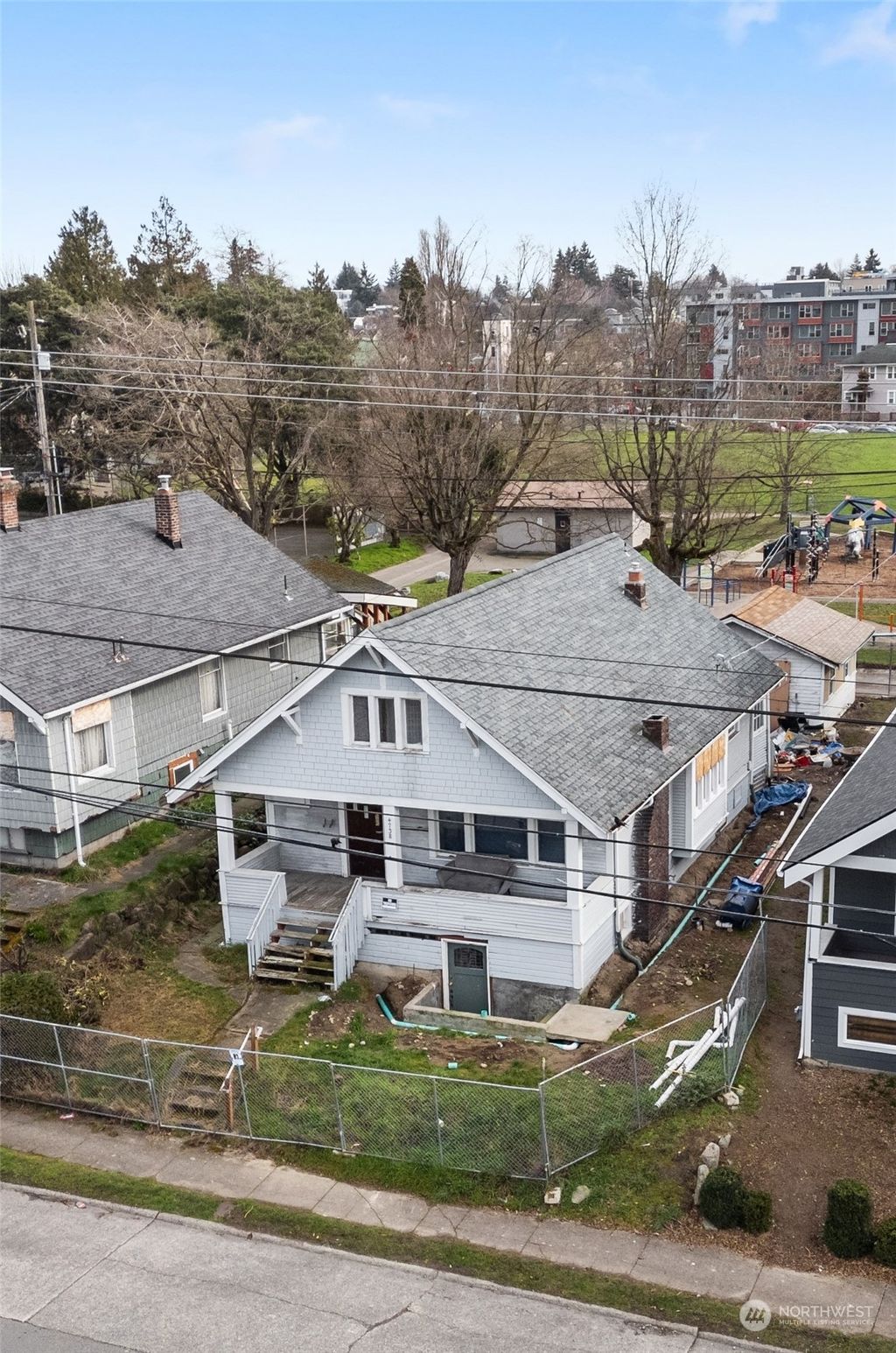 Photo of 4738 7th Avenue NE, Seattle, WA 98105 (MLS # 2203832)