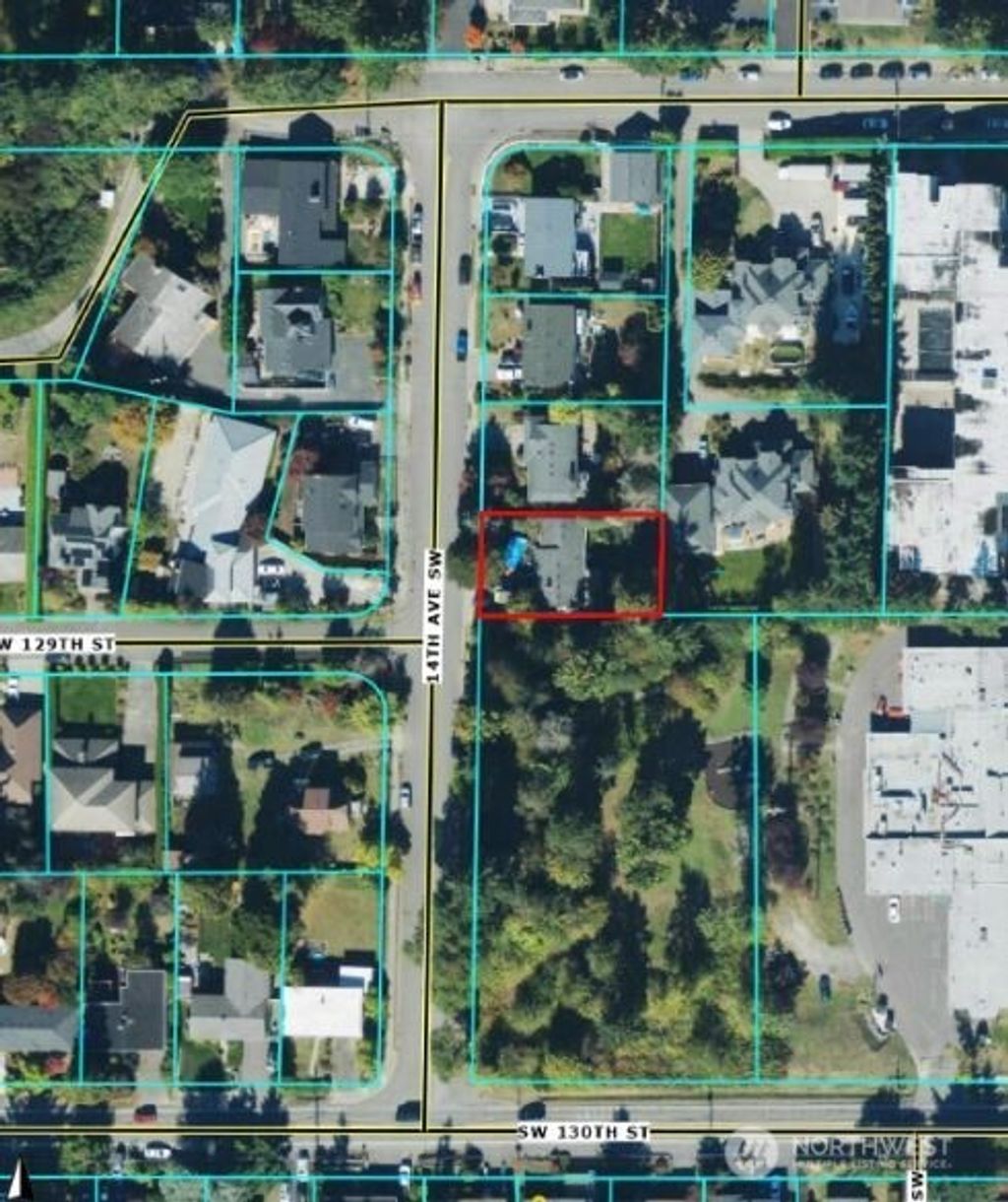 Photo of 12826 14th Avenue SW, Burien, WA 98146 (MLS # 2490894)