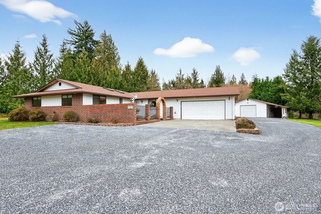 Photo of 721 156th Street NE, Arlington, WA 98223 (MLS # 2485762)