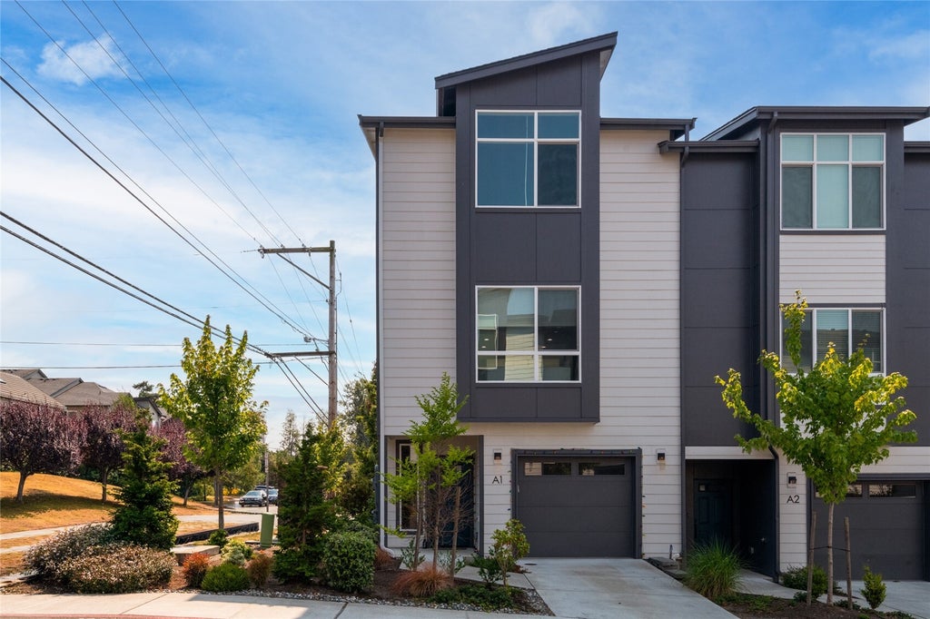 Photo of 15008 40th Avenue AVE #A1, Lynnwood, WA 98087 (MLS # 2595594)