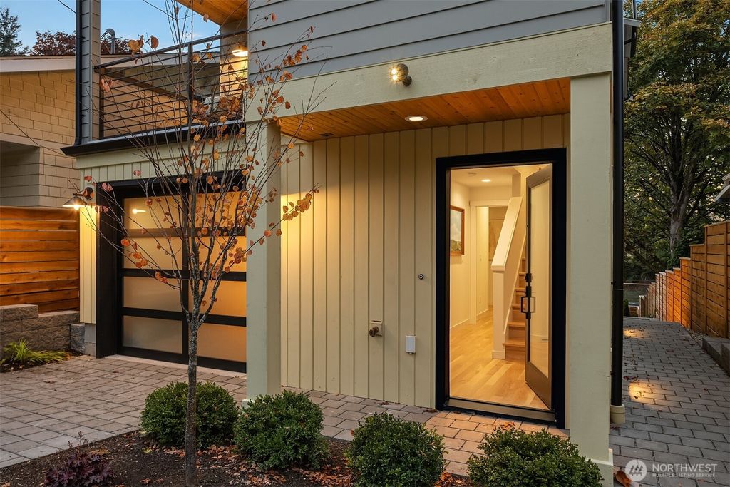 Photo of 7045 16th Avenue NE, Seattle, WA 98115 (MLS # 2447211)
