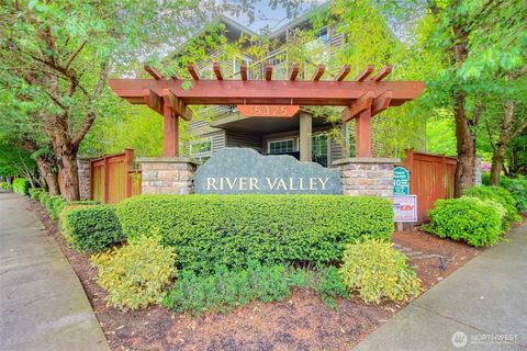 Photo of 15325 SE 155th Place #N5, Renton, WA 98058 (MLS # 2379244)