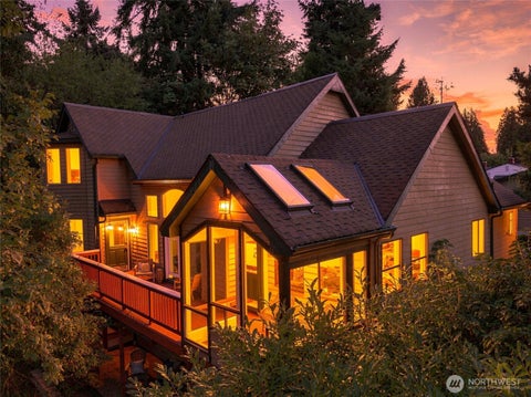 Photo of 8025 45th Avenue NE, Seattle, WA 98115 (MLS # 2589943)
