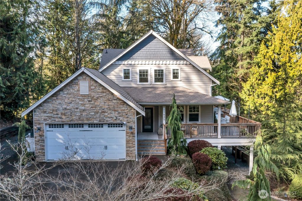 Photo of 11645 11645 Sunray Lane SE, Olalla, WA 98359 (MLS # 2498115)