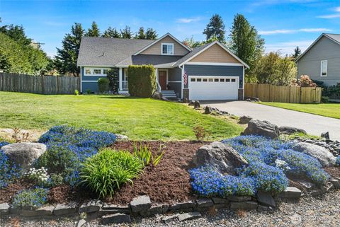 Photo of 10510 Crescent Valley Drive NW, Gig Harbor, WA 98332 (MLS # 2510099)