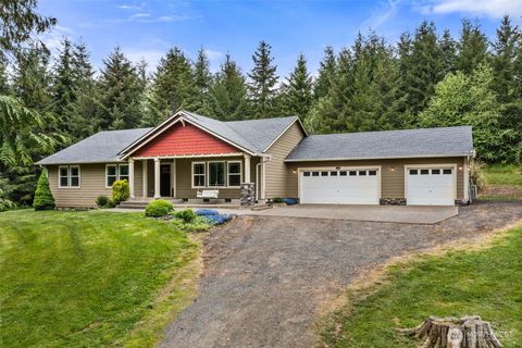 Photo of 236 Chilvers Road, Chehalis, WA 98532 (MLS # 2520818)