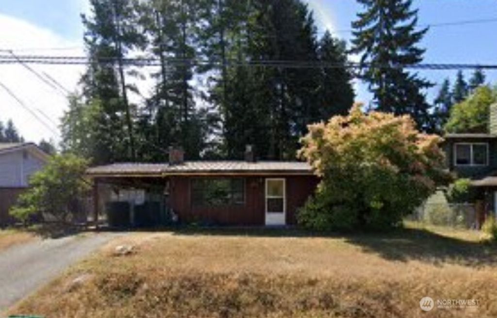 Photo of 531 NE 180th Street, Shoreline, WA 98155 (MLS # 2429359)