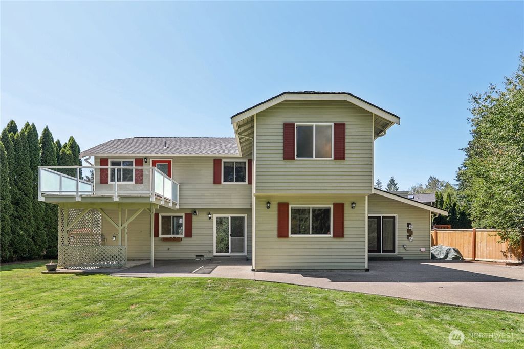 Photo of 22120 SE 251st Court, Maple Valley, WA 98038 (MLS # 2407691)